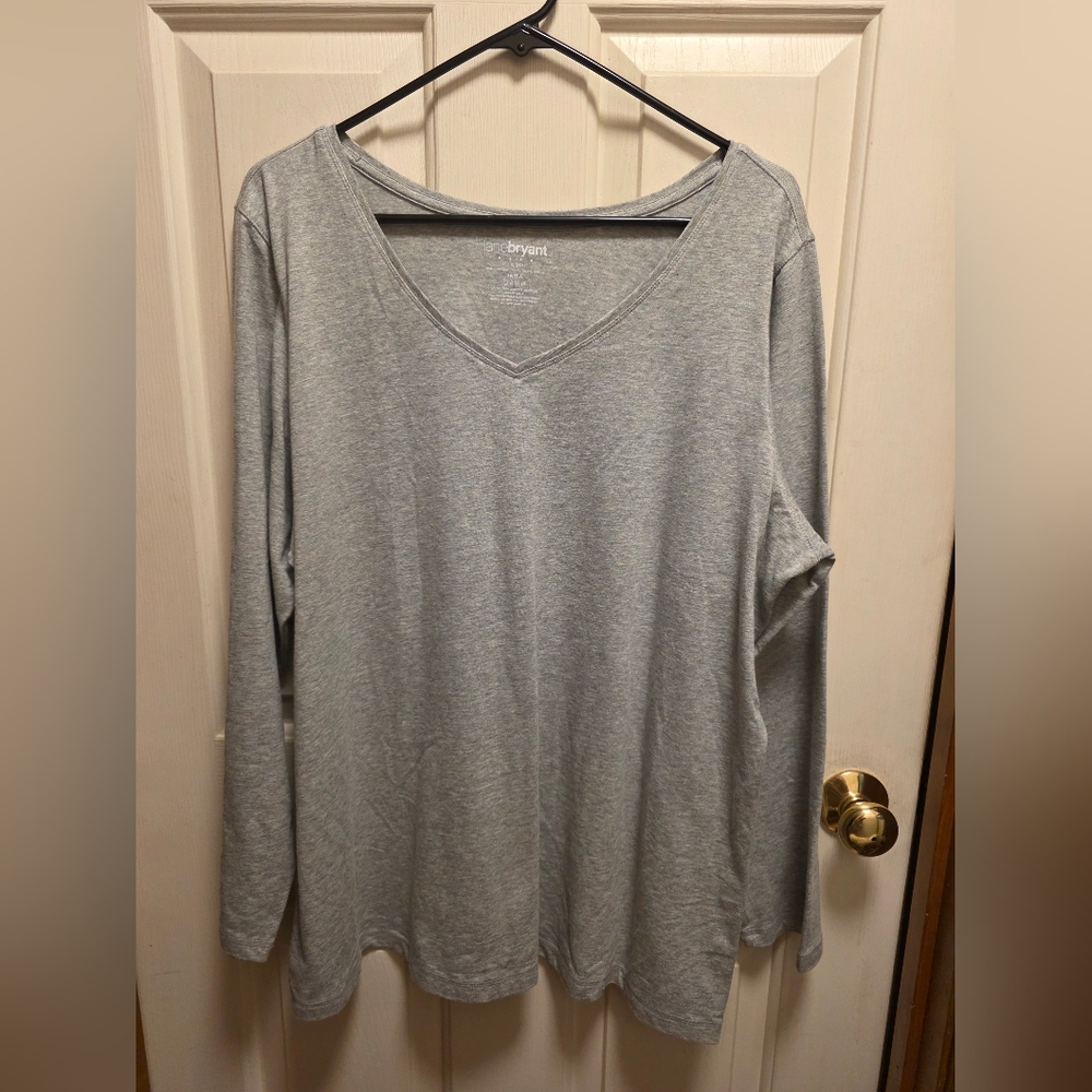🌴 Lane Bryant Gray Long Sleeve Tee GUC - Picture 2 of 5